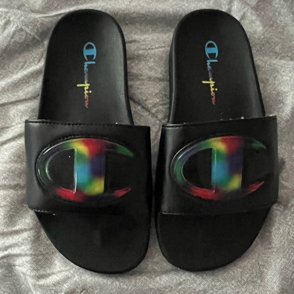 Brand New without box champion sandals size 5